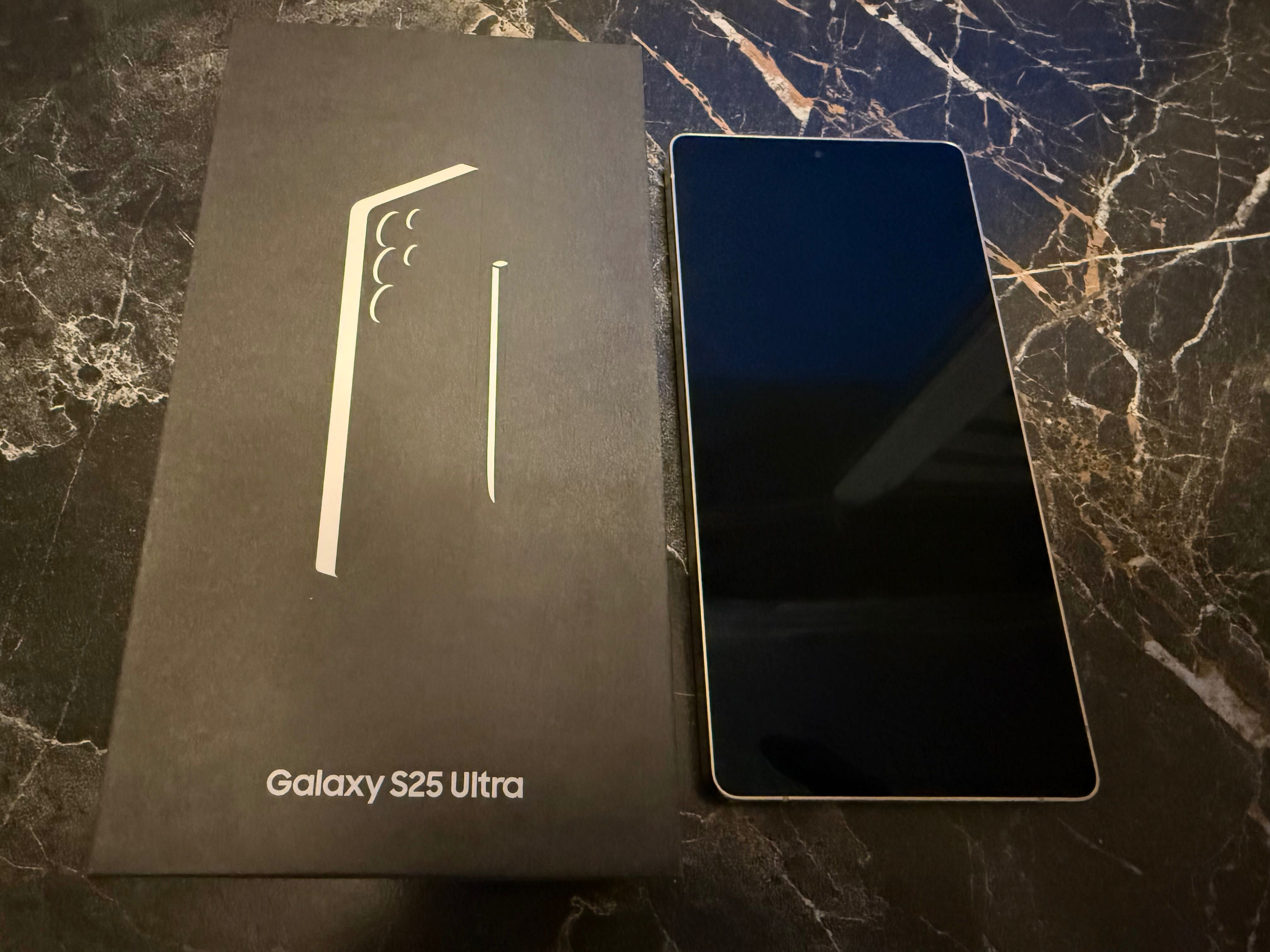 Samsung S25 Ultra 512