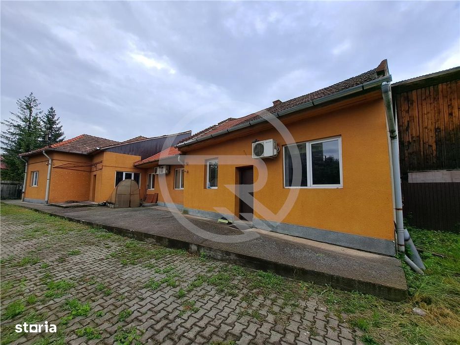 Casa individuala, 165 mp utili + 1100 mp teren, situata in zona Semice