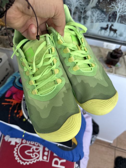 Adidasi water grip
