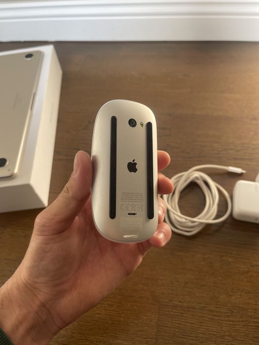 Nou Apple MacBook 15’ M2 2023 256GB SSD + Mouse