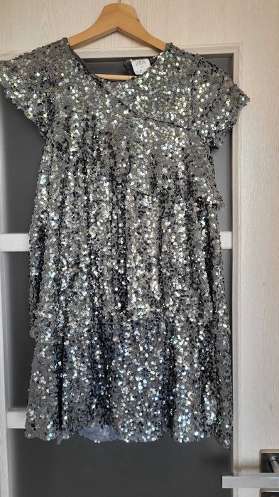 Rochie paiete, Zara
