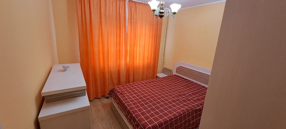 Inchiriez apartament 2 cam decomandat Micro 17