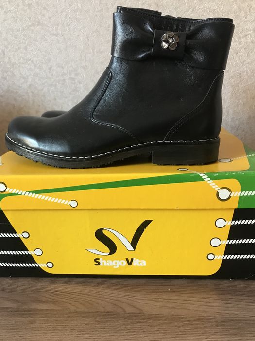 Ботинки для девочек, натуральная кожа, подклад трикотажное полотно.