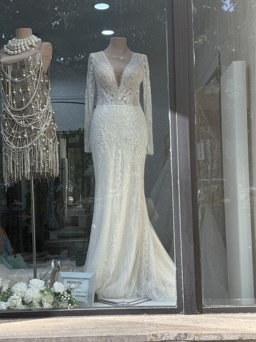 Rochie mireasa ivoare
