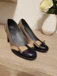 Pantofi din piele