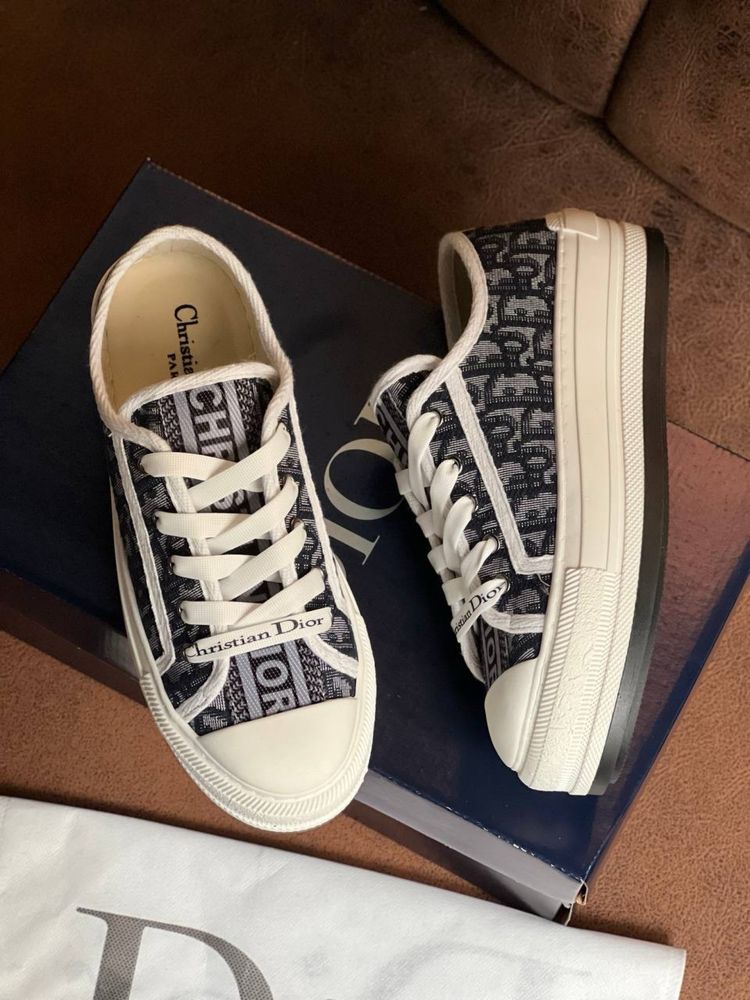 Adidasi Dior Noi !!! Marimi 36/40 !!!