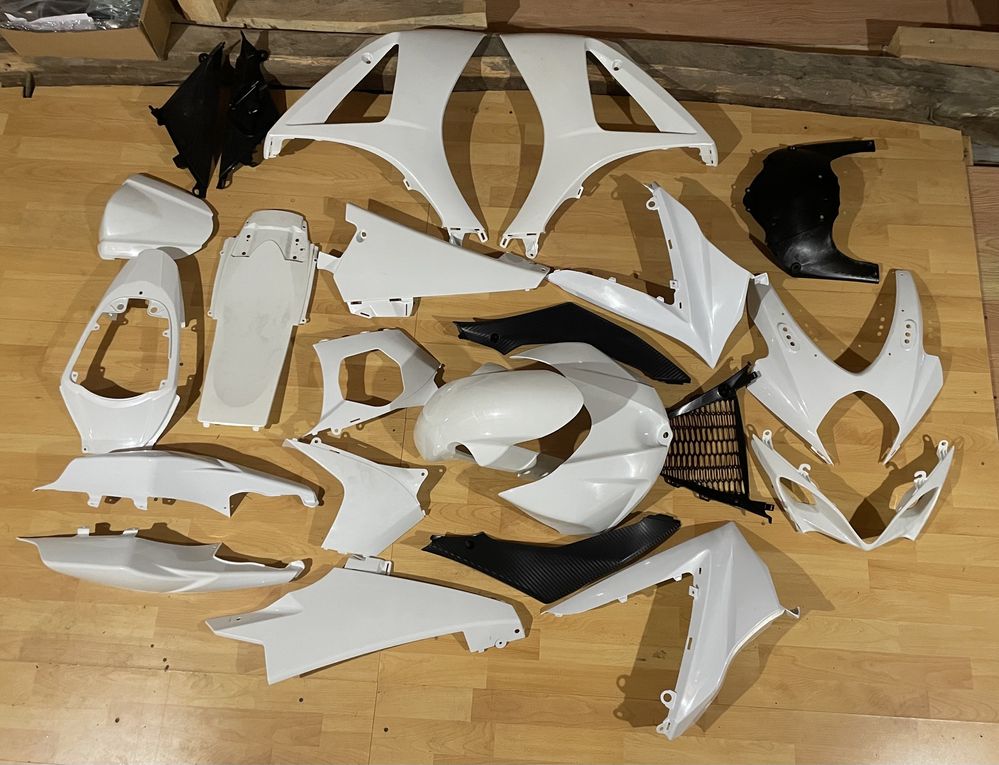 Suzuki GSXR 600/750/1000 К4/К5/K6/К7/K8/К9/L0 спойлери
