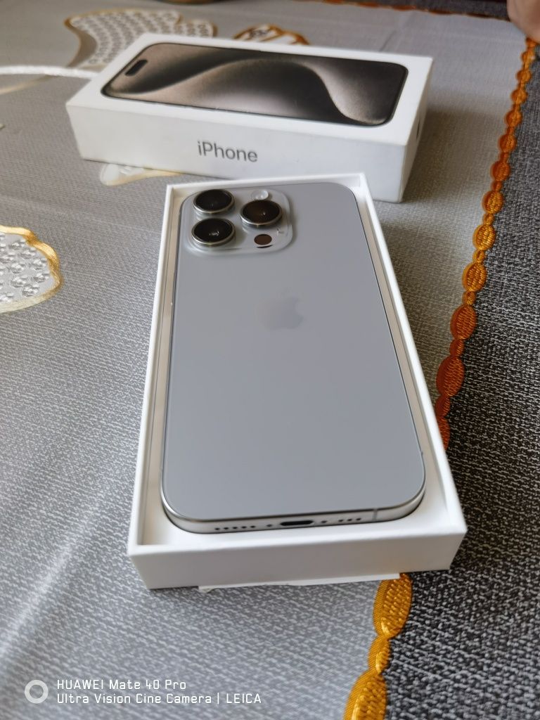 iPhone 15 pro с остатъчна гаранция