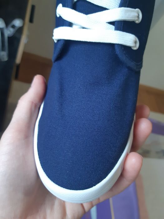 Teniși NOI culoare bleumarin, mărime 38