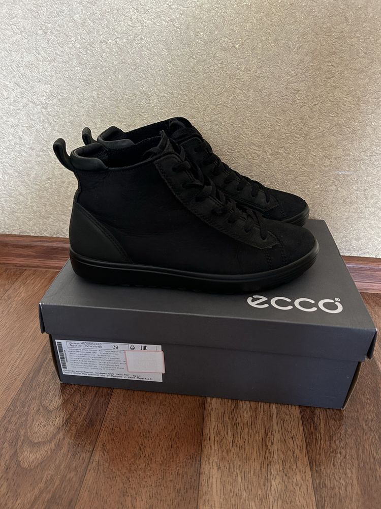 ECCO кеды 39р