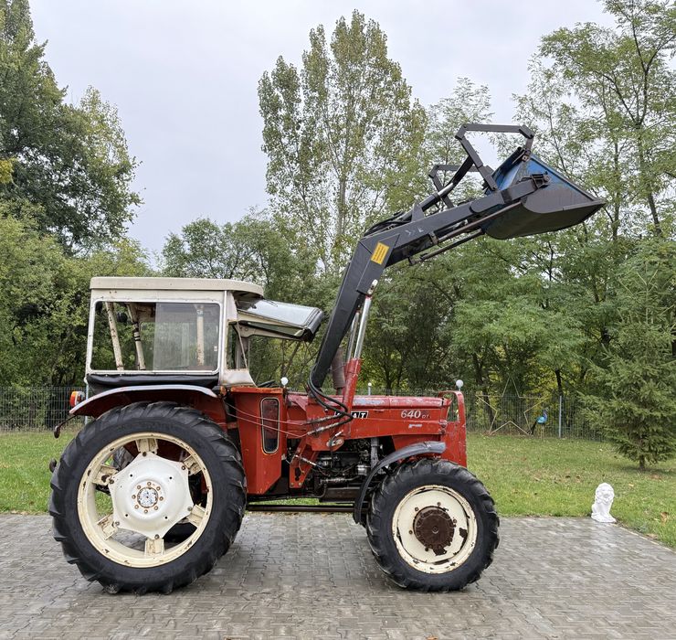 Tractor Fiat 640 DTC 4x4 central cu încărcător frontal, import recent