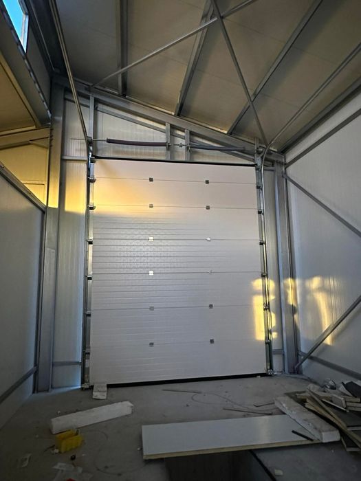 Usi de garaj si rulouri Comenzi Montaje Reparatii