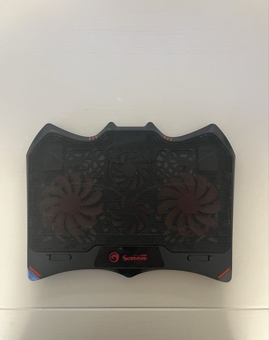 Laptop Asus AMD Ryzen 3 + cooler