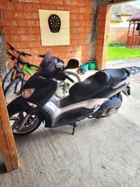 Vand scuter yamaha