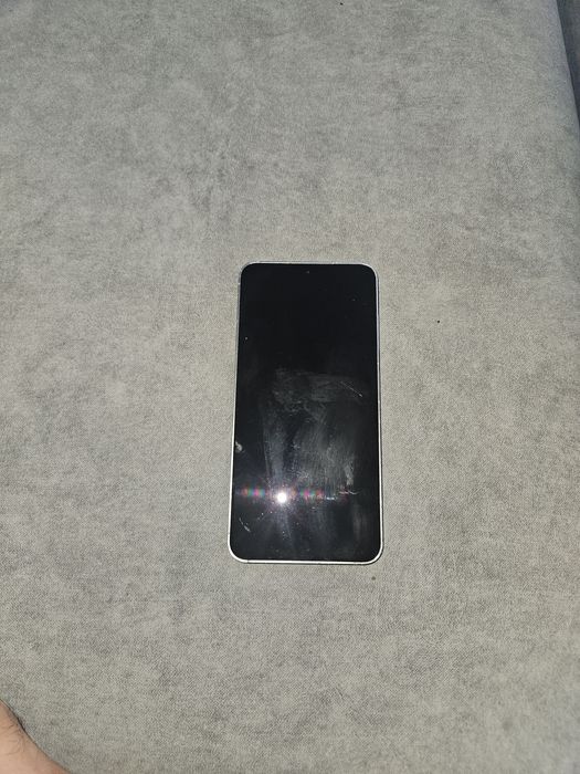 Продам телефоны Samsung fold 5 и Samsung Galaxy S 24