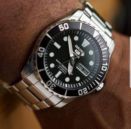 Seiko 5 sports automatic 23 jewels 100m