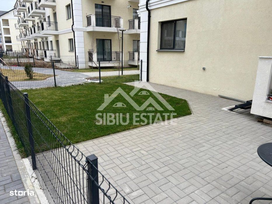 Apartament cu Gradina generoasa de 49 mp 3 camere, terasa, balcon