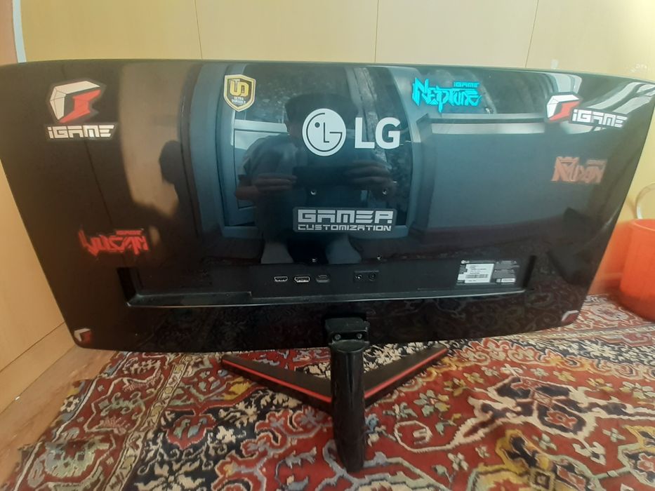 Монитор работает не работает не знаю