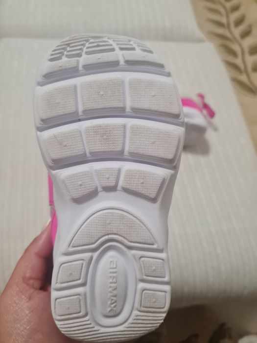 Детски маратонки Nike air max 23,5н.р