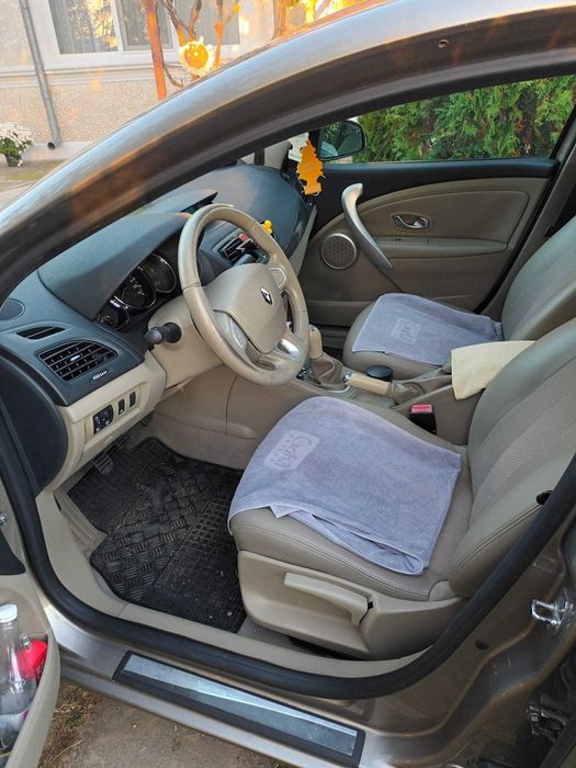 Renault Fluence 1.6 Benzină