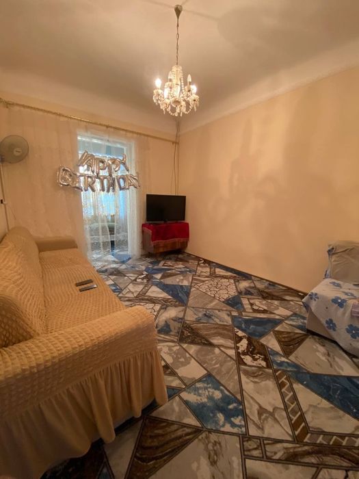 Продается срочно квартира в Янгийуле 2-х ком. 27.400