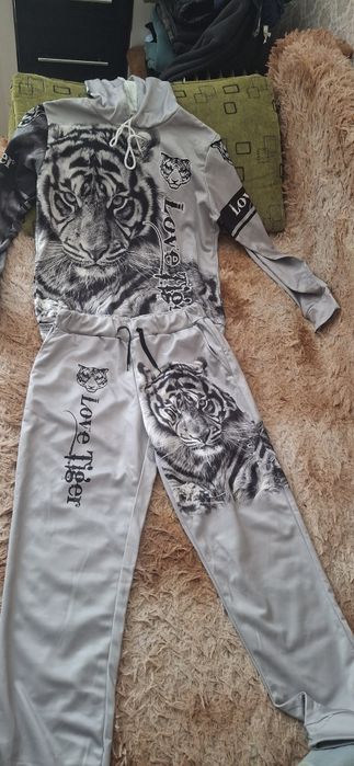 Спортивные костюмы  мужские