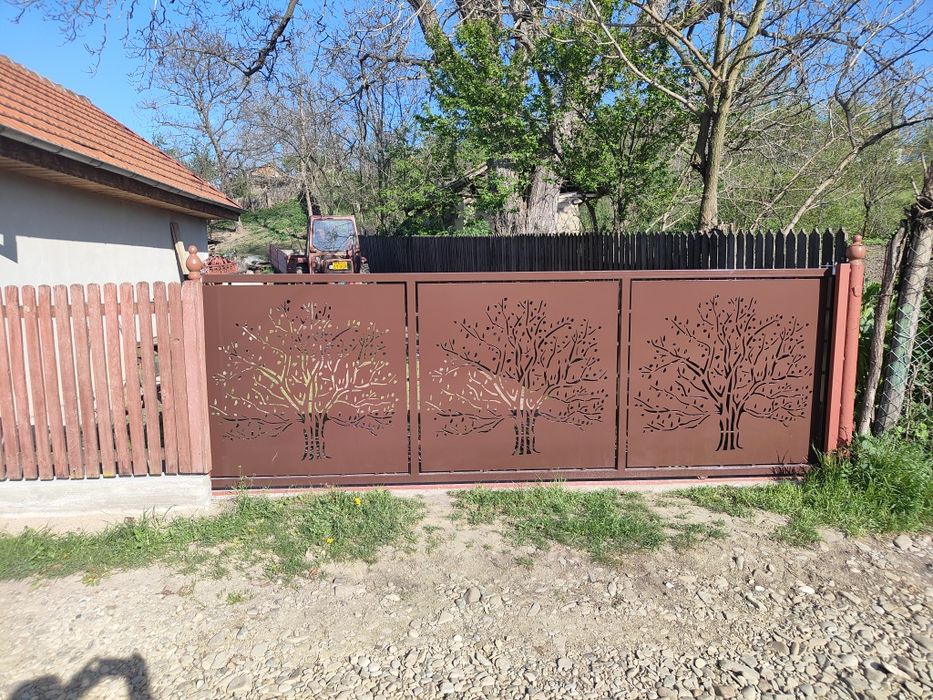 Porți,garduri,balustrade din tablă decupată pe cnc