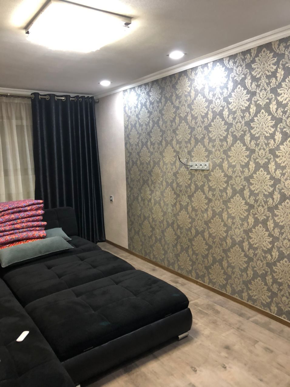 Продам Квартиру 2х ком передаланная в 1 ком, БЫВШЕЕ ОБЩЕЖИТИЕ!