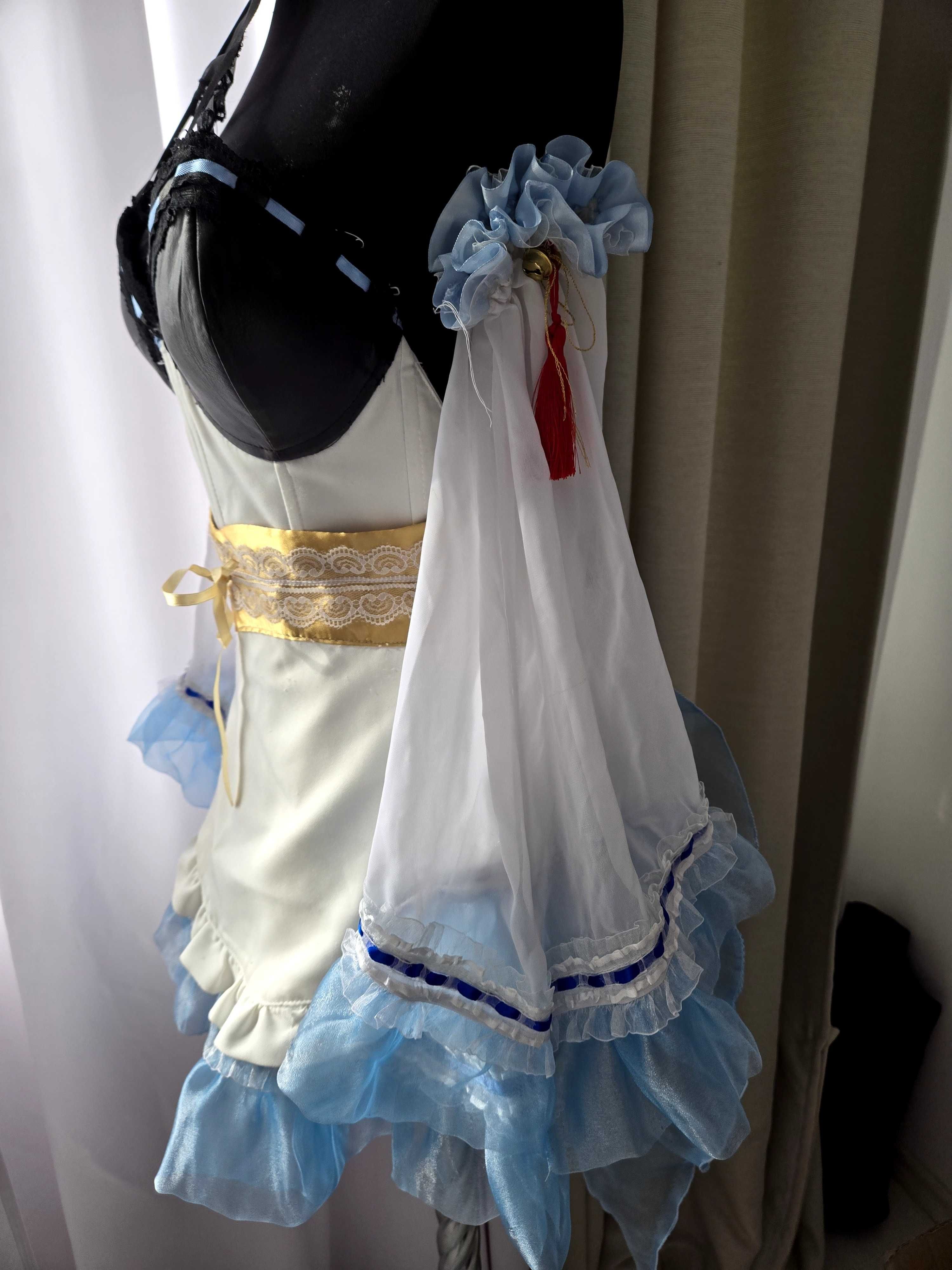 Genshin Impact maid Ganyu cosplay