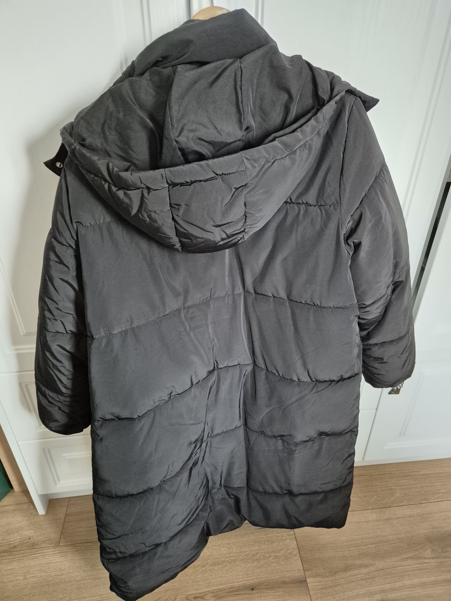 Яке. дълго   H&M. , пухено яке pull &bear