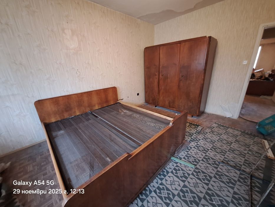 Гардероб и двойно легло