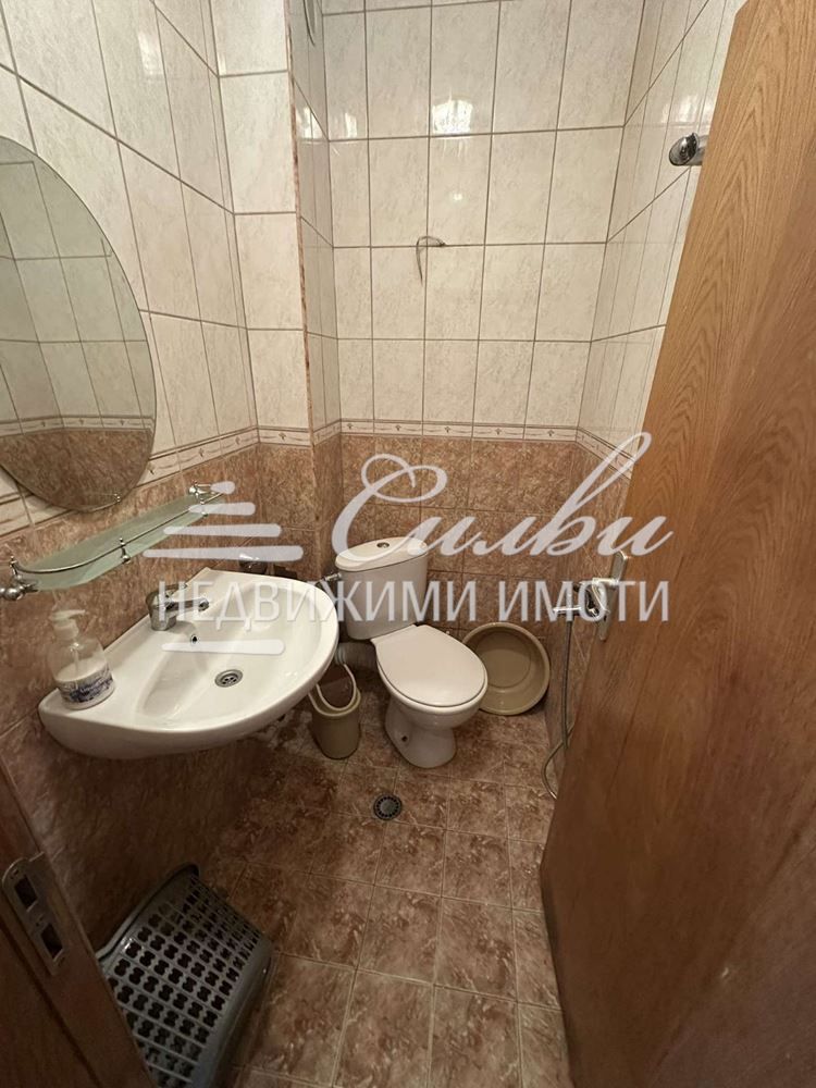 Тристаен апартамент НОВО строителство - кв.Вароша
