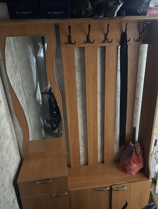 Продается прихожка.