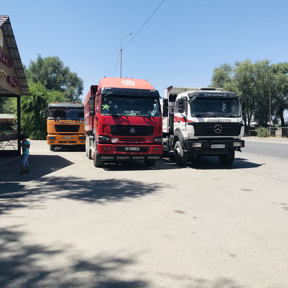 Доставка хова шахман материалов песок сникерс  отсев щебень