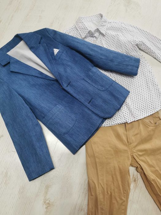 Костюм за момче 5-6 год.