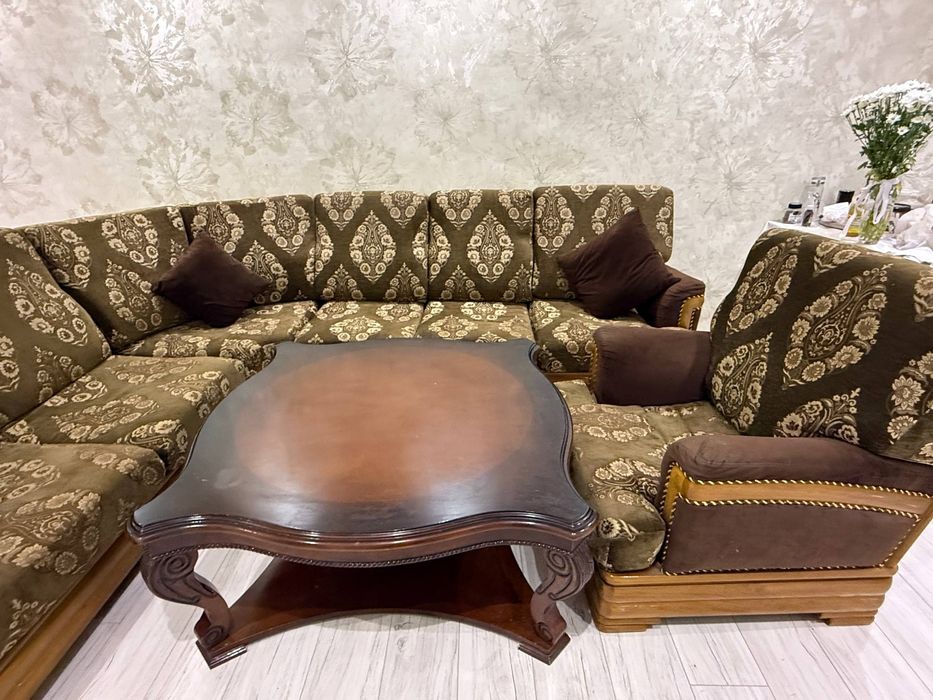 Oshxona mebeli ugalog