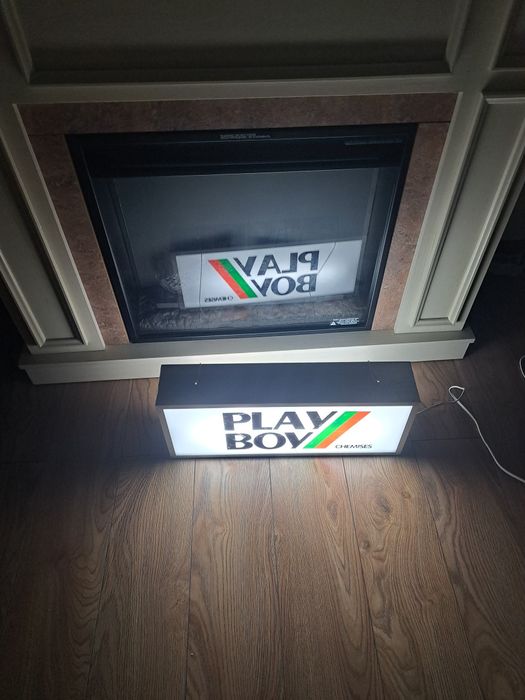 Reclama luminoasă