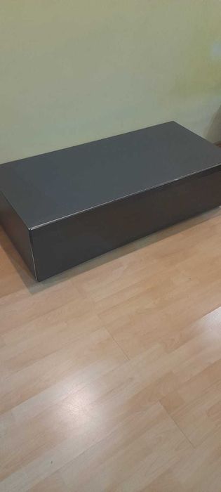 comoda TV                                                   ,