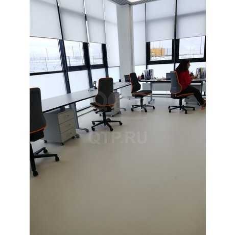 Наливной полимерный пол для торговых центров QTP 4051