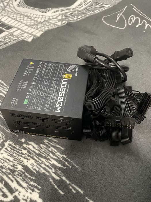 Блок питания gigabyte ud850gm
