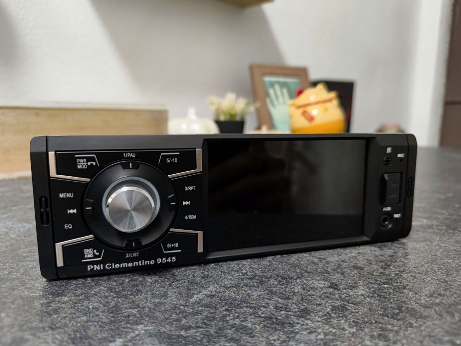 Player Auto PNI Bluetooth 4x50W cu Ecran TFT de 4 inch