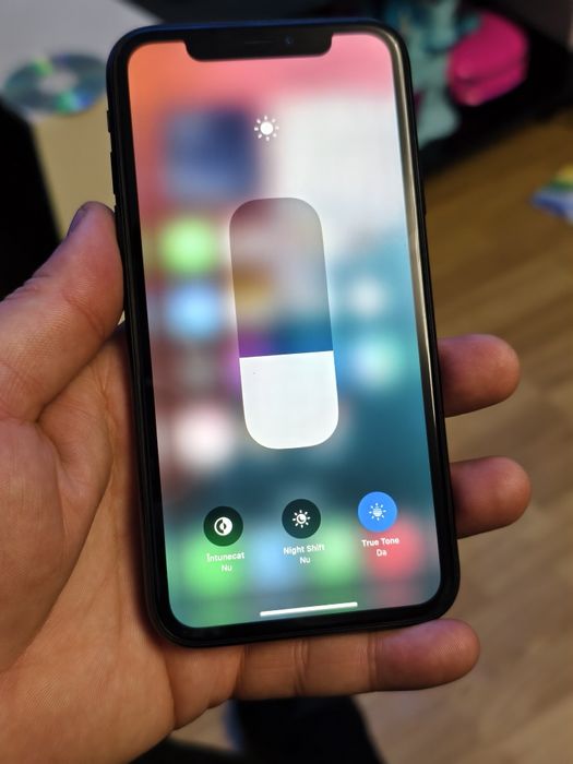 Vând sau Schimb Apple iPhone XR Negru Impecabil