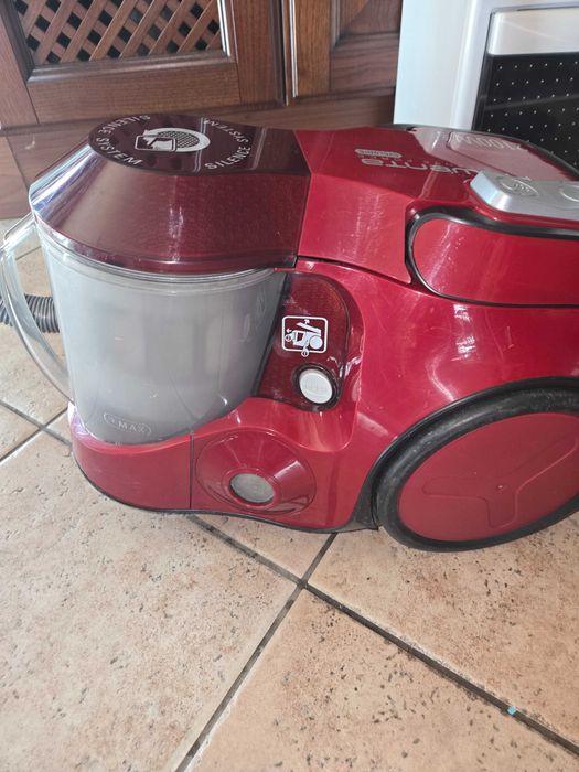 Прахосмукачка Rowenta silence force cyclonic 2100w