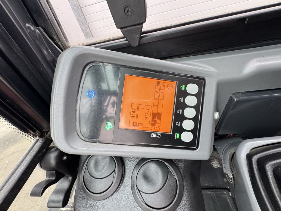 Miniexcavator YANMAR VIO 26-6 2.7t | 2022 | 900 ore