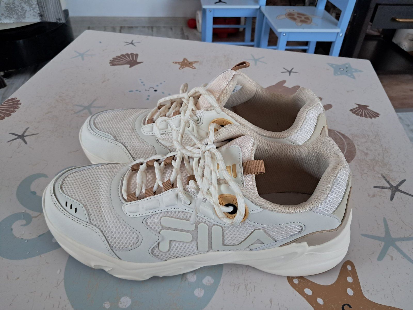 Маратонки FILA 41 размер