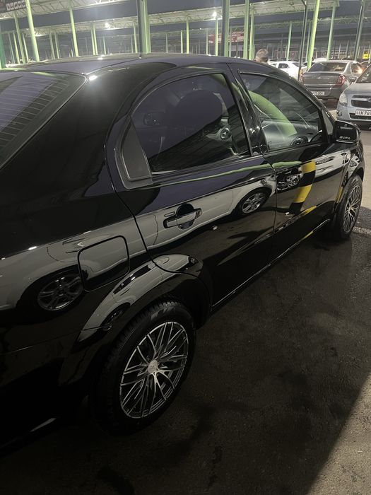 Nexia 3 черная автомат равон