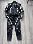 Vand costum moto IXS din 2 elemente.