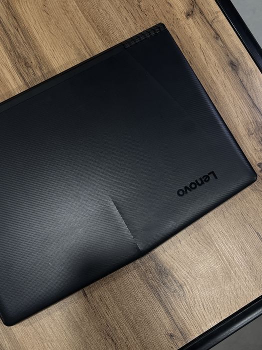 Ноутбук lenovo y520