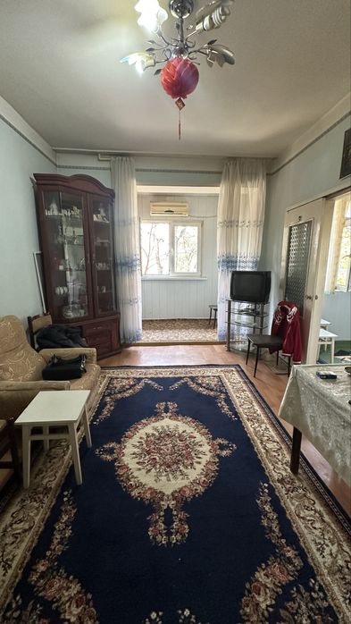 Продаётся квартира 2/3/5 Максим Горький метро БИЙ Художников 2 хонали