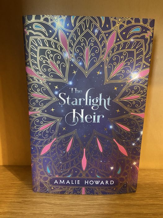 Книги специални издания на Fairyloot, Illumicrate